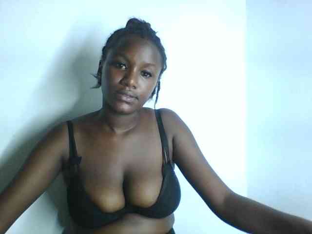 Creamylips webcam