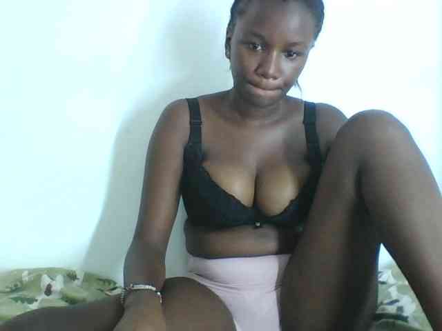 Creamylips webcam