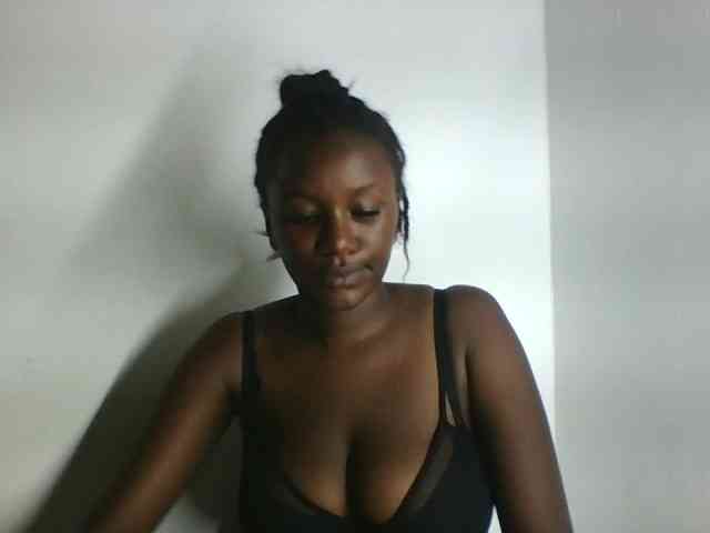 Creamylips webcam