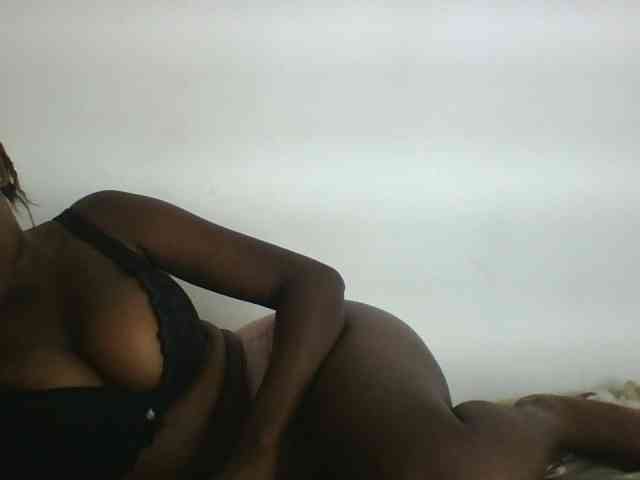 Creamylips webcam
