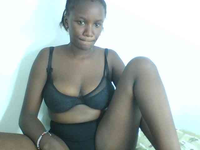 Creamylips webcam