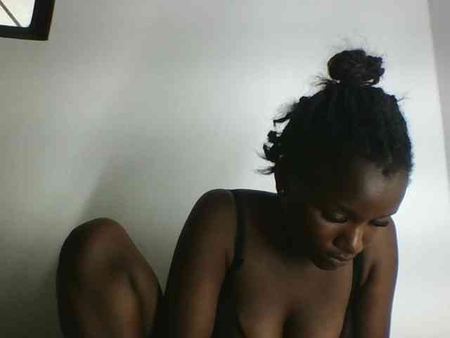 Creamylips webcam