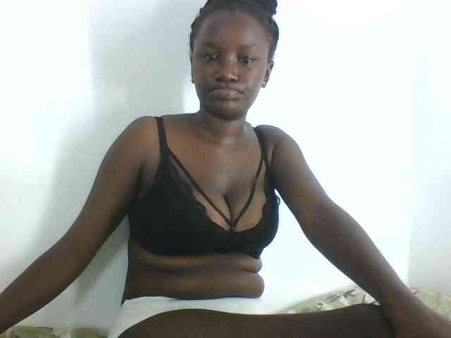 Creamylips webcam
