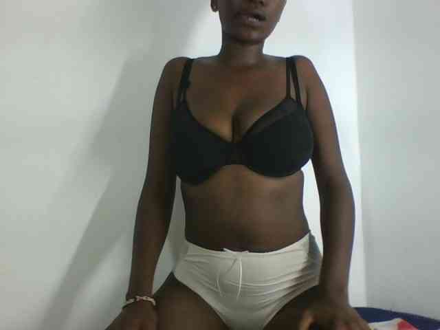 Creamylips webcam