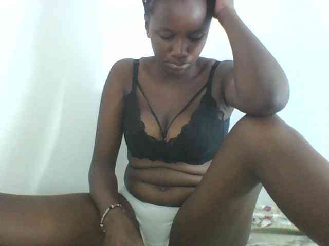 Creamylips webcam