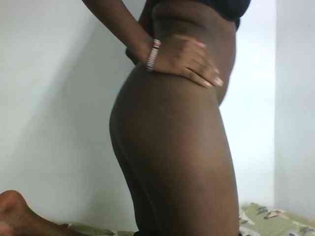 Creamylips webcam