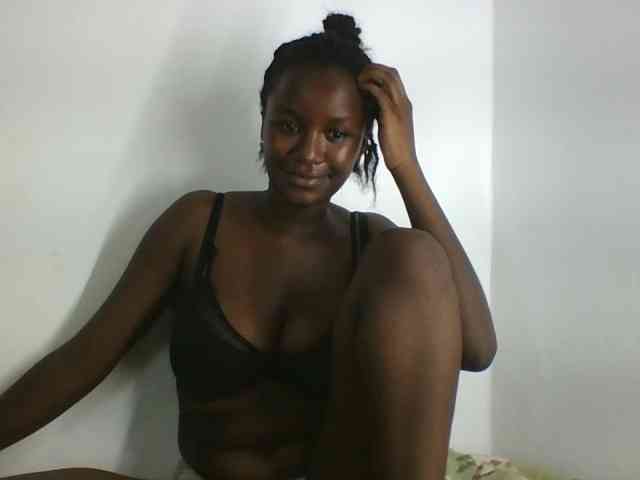 Creamylips webcam