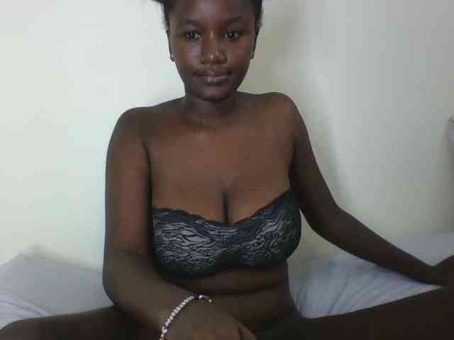 Creamylips webcam