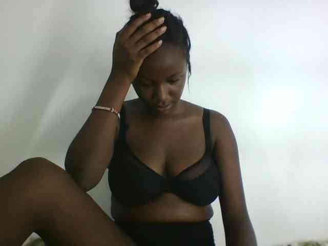 Creamylips webcam