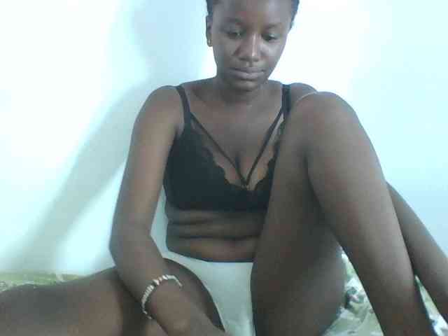 Creamylips webcam