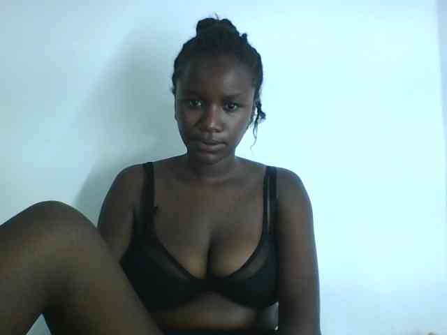 Creamylips webcam