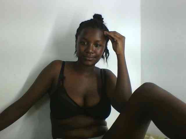 Creamylips webcam