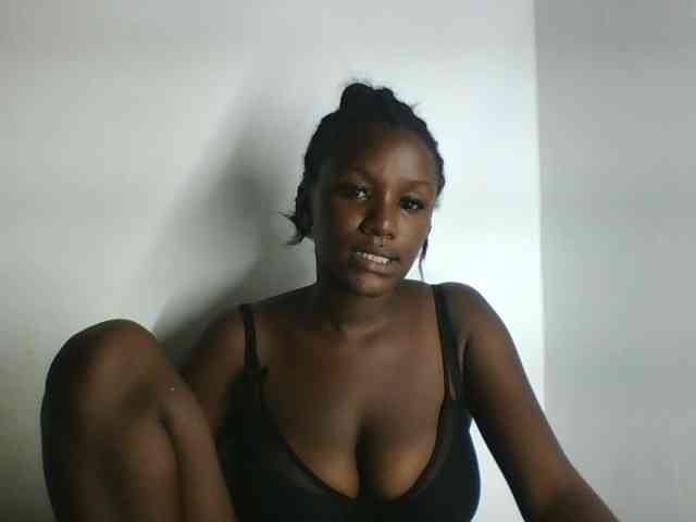Creamylips webcam