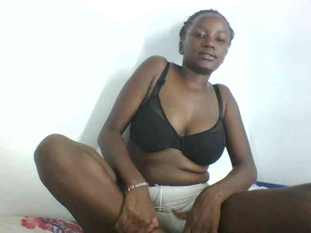 Creamylips webcam