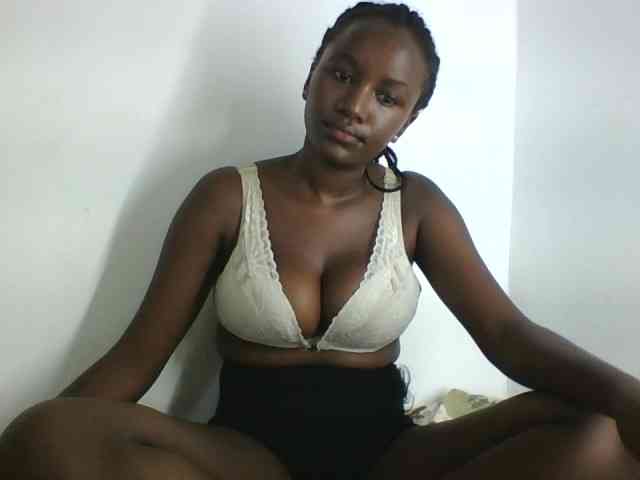 Creamylips webcam