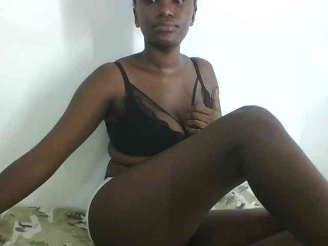 Creamylips webcam