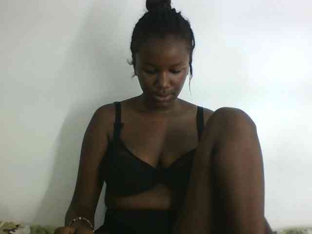 Creamylips webcam
