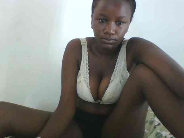 Creamylips webcam