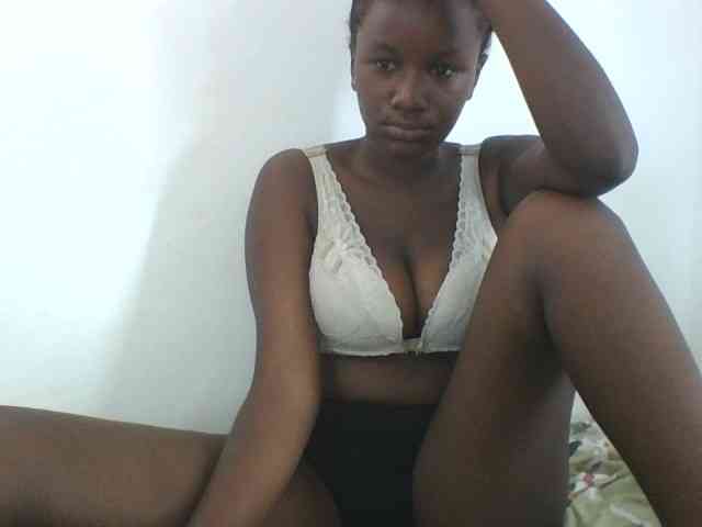 Creamylips webcam