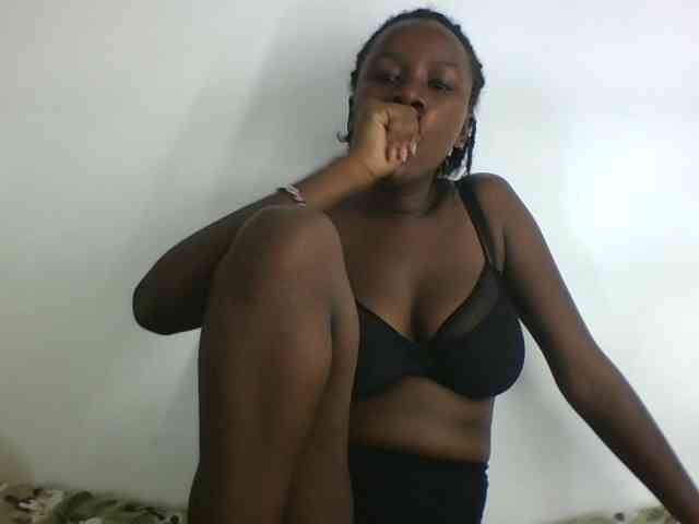 Creamylips webcam