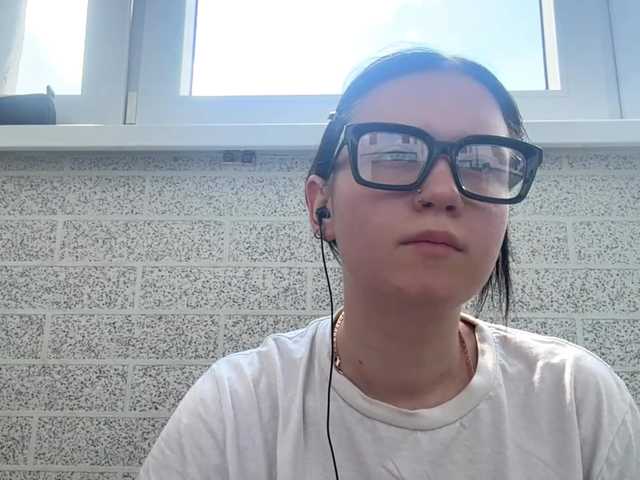 FloraSecundo live cam