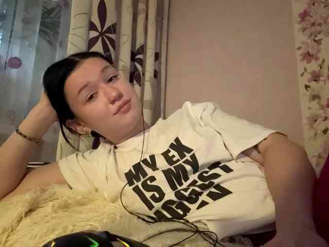 FloraSecundo Live Webcam on BongaCams
