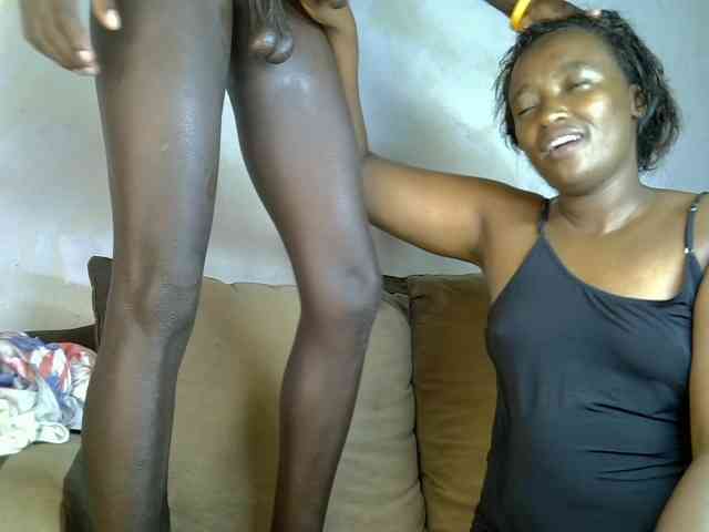 Blaqboiandmaya webcam