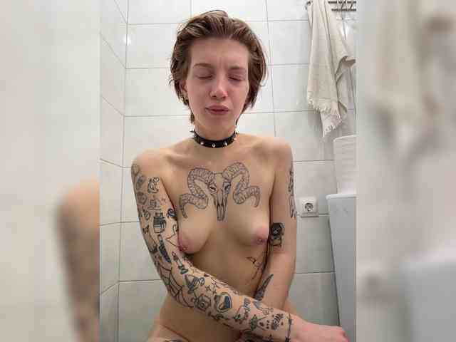 ginger-creamy webcam