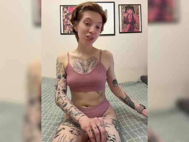 ginger-creamy webcam