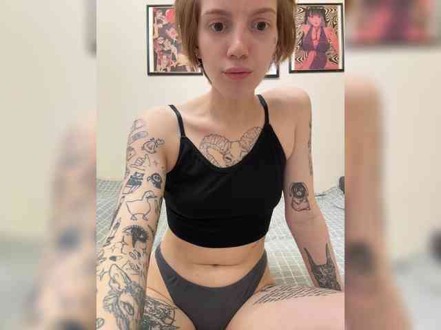 ginger-creamy webcam