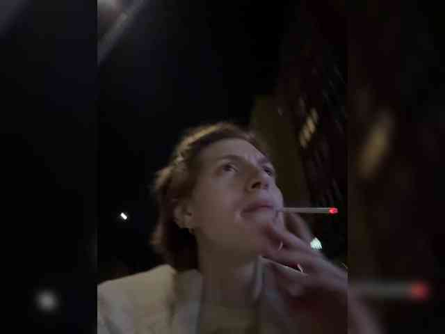 ginger-creamy webcam