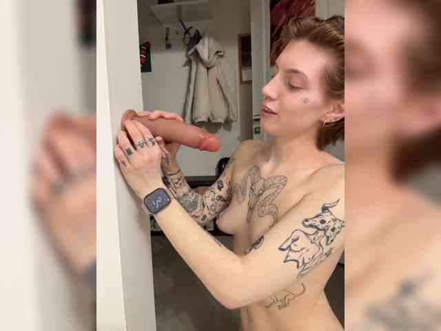 ginger-creamy webcam