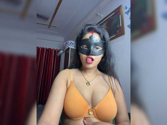 RitikaBabes live cam