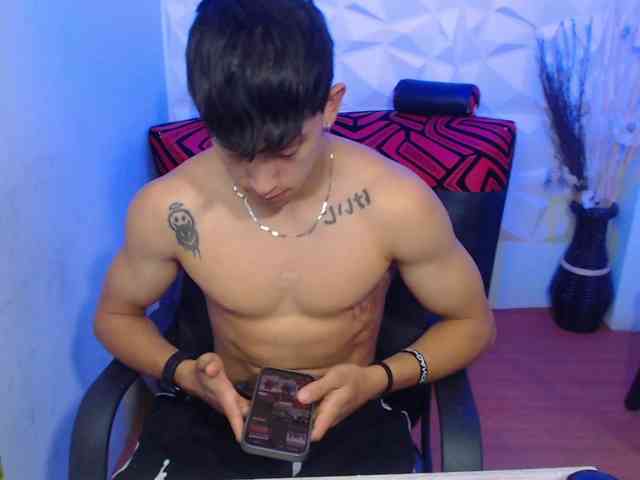 Kei-21 Sex Cam Show