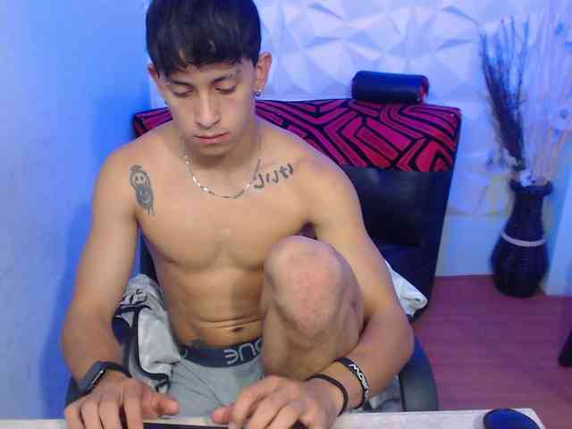 Kei-21 Sex Cam Show