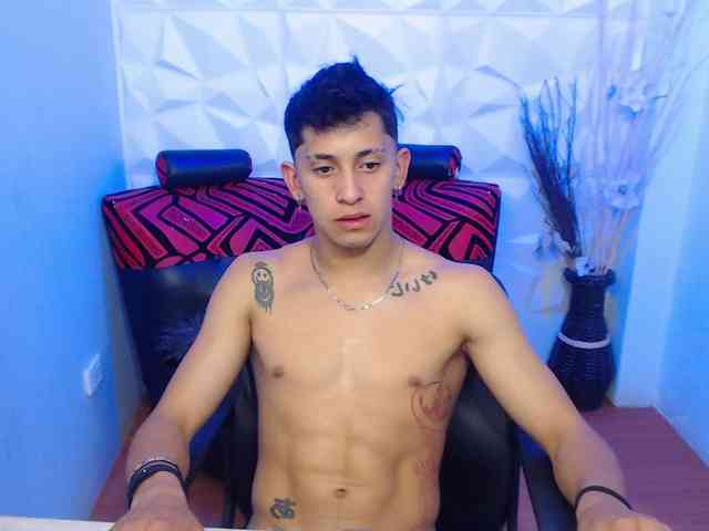 Kei-21 Sex Cam Show