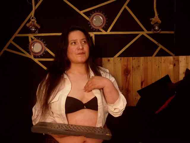 Laura-Castillo webcam