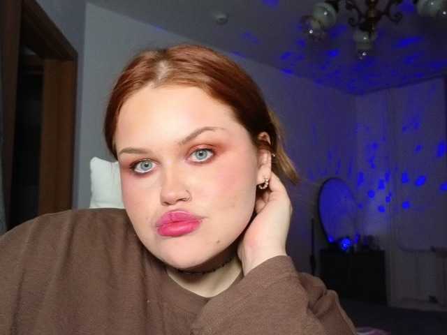 BronzGoddess live cam