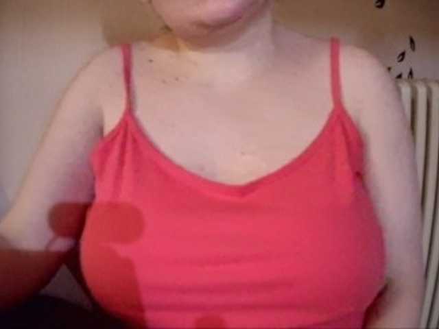 BonnieJess live cam on BongaCams