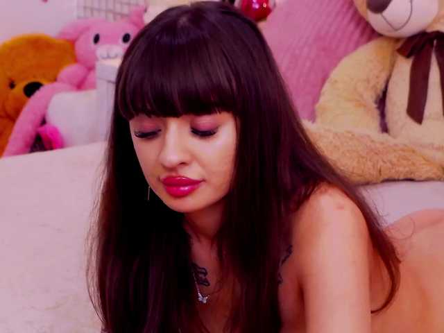 KayaBelle live cam on BongaCams