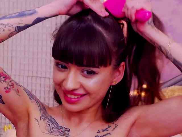 KayaBelle webcam