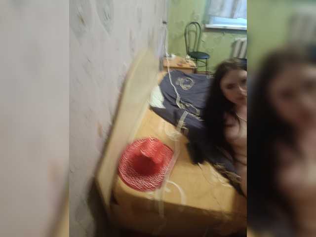 Assseldoni live cam on BongaCams