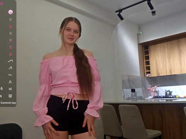 KiaraBasbas live webcam show