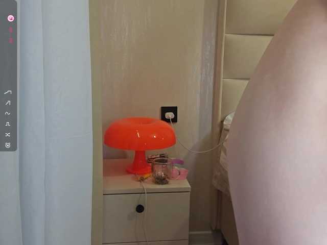 KiaraBasbas live cam on BongaCams
