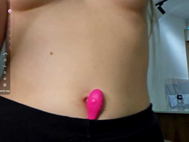 KiaraBasbas live cam on BongaCams