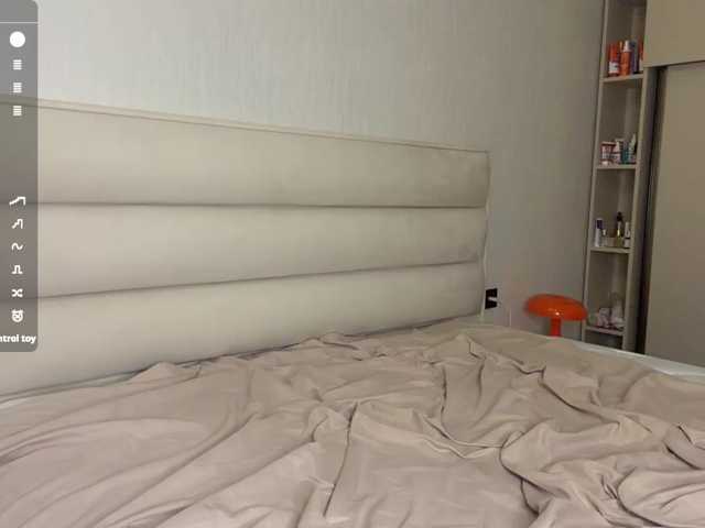 KiaraBasbas live cam on BongaCams