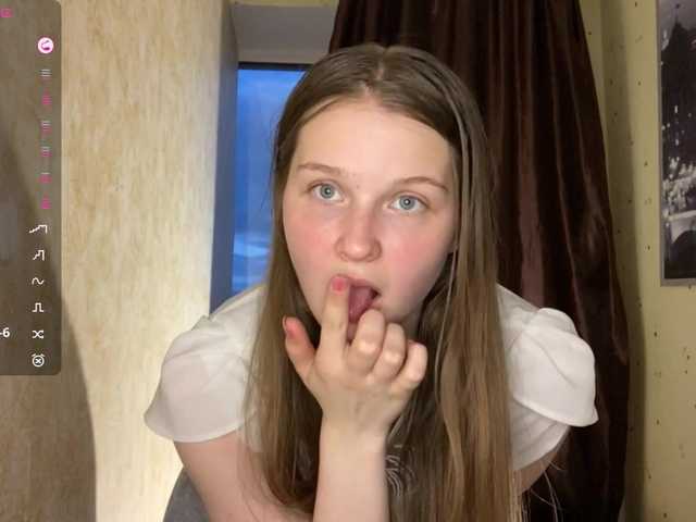 KiaraBasbas live cam on BongaCams