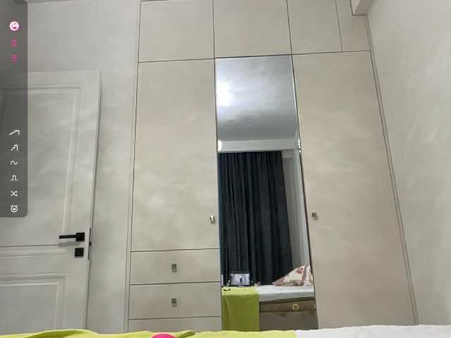 KiaraBasbas live cam on BongaCams
