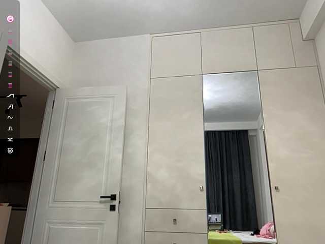 KiaraBasbas live cam on BongaCams