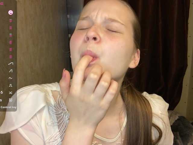 KiaraBasbas live cam on BongaCams